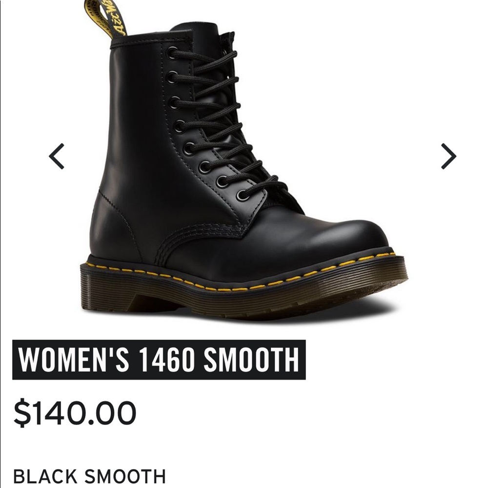 Like New Doc Martens classic boots black matte